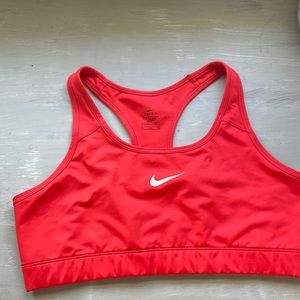 BNWOT Nike XL red sports bra